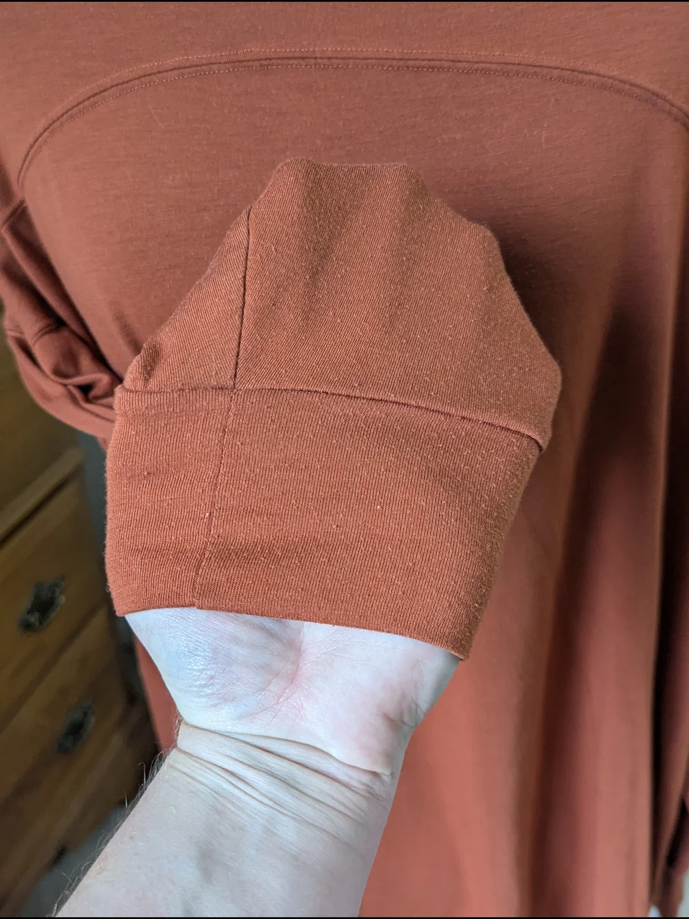 Old Navy Rust Orange Lightweight Long-Sleeve Top - Picture 3 of 5